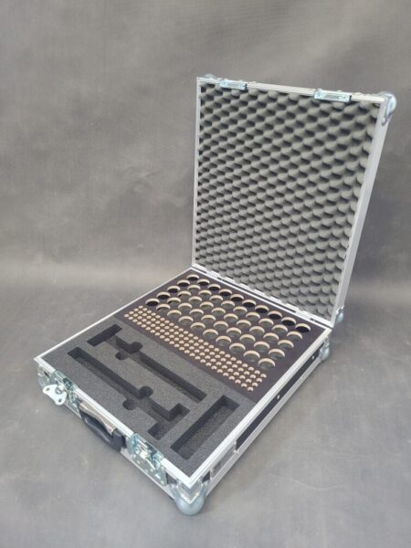 Skrzynia na sworznie i piny